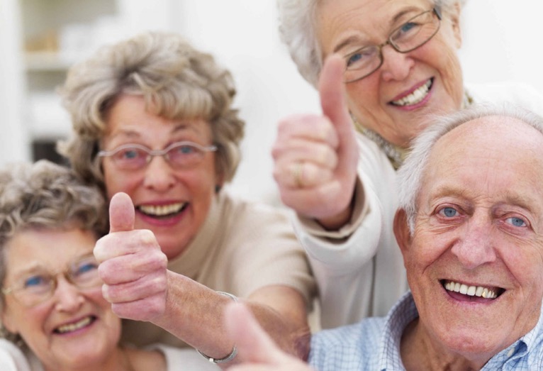 Artesãos promovem feira na Unati