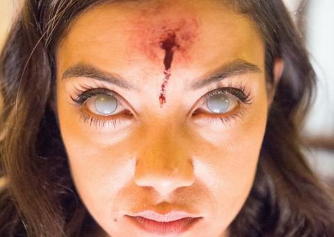 Terror Ouija House ganha trailer bizarro. Vem ver