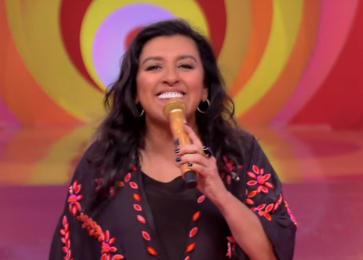 Regina Casé e Globo são processadas por pai de criança que morreu após entrevista