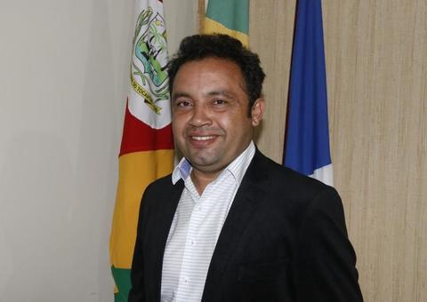  Prefeito dispensa escolta e é encontrado morto horas depois