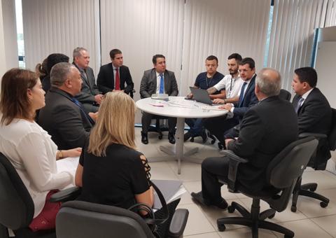 800 funcionários vão receber R$ 9,3 milhões em direitos trabalhistas após empresas falirem