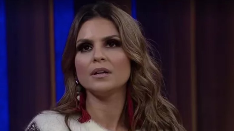  Ex-backing vocal de Aline Barros processa cantora e diz que foi demitida por ser gay