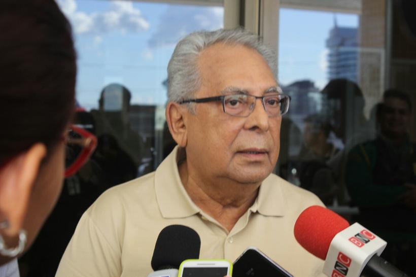 Juiz manda tirar calúnias de portal apócrifo contra Amazonino