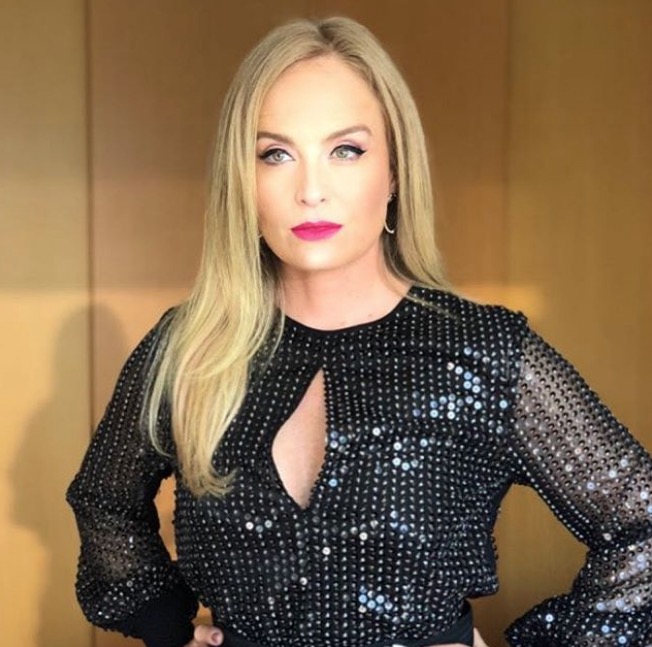 Fora da TV após 30 anos, Angélica faz desabafo 