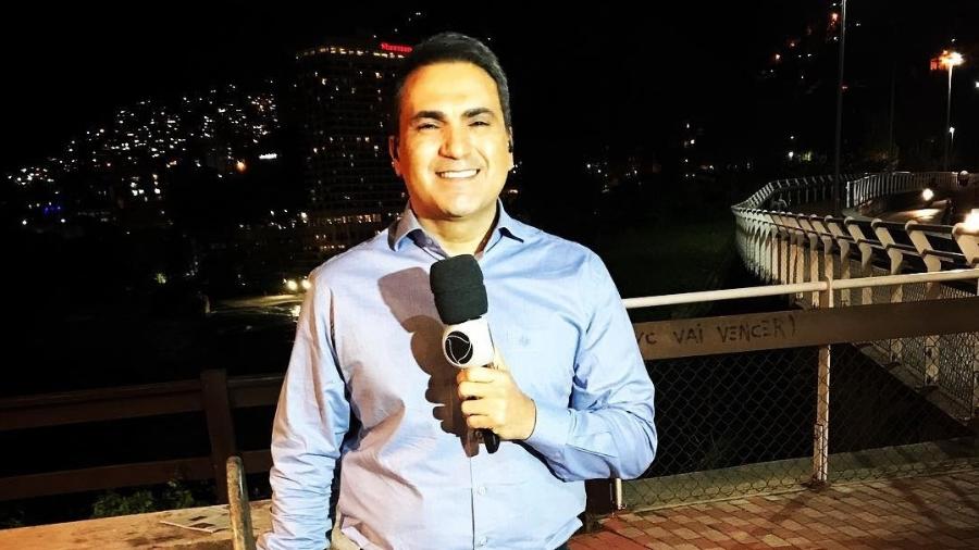 Repórter da Record é atropelado e quebra a perna durante jornal