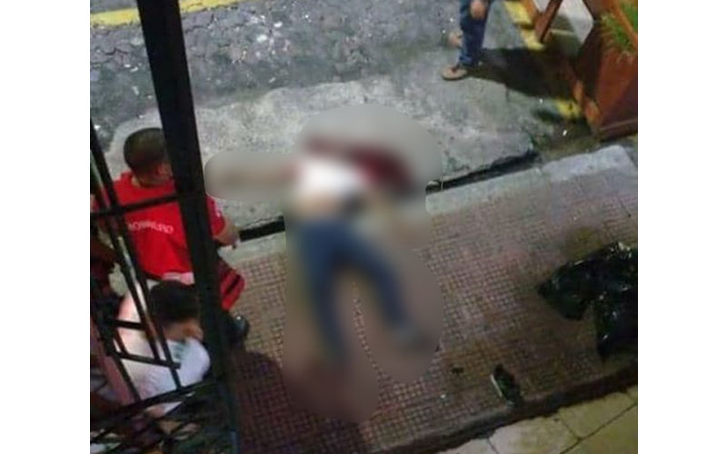 Homem é assassinado a tiros na frente de casa de shows em Manaus
