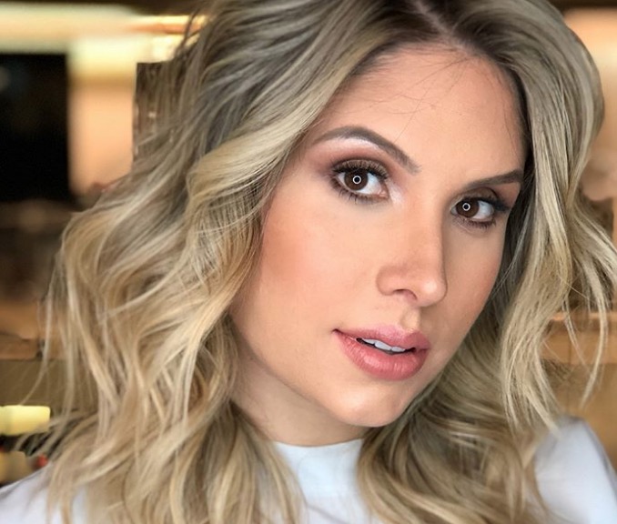 Em reta final da gravidez, mulher de Safadão faz ensaio  superproduzido de gestação