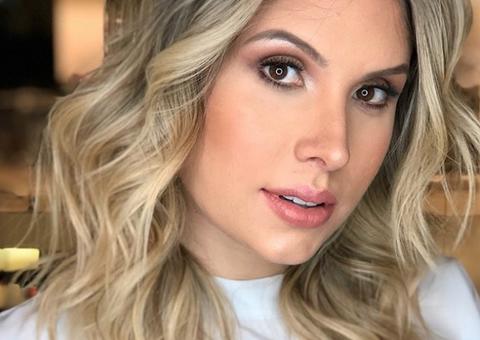 Em reta final da gravidez, mulher de Safadão faz ensaio  superproduzido de gestação