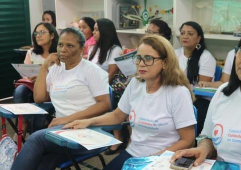 Prefeitura oferece 50 vagas para cuidador em última turma do curso neste ano