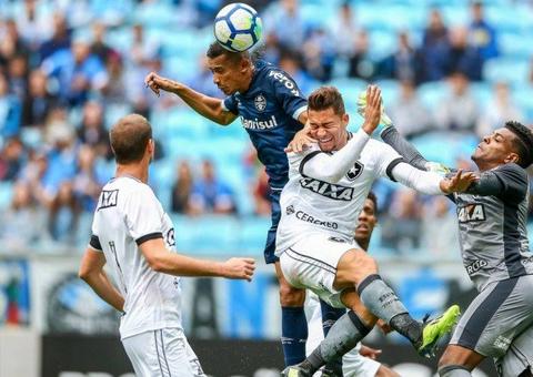 Botafogo joga mal e é goleado pelo Grêmio