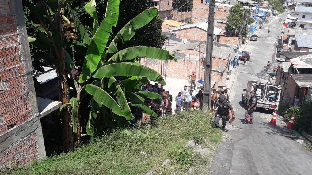 Em Manaus, corpo é encontrado amarrado com cabos horas depois de caso semelhante em igarapé