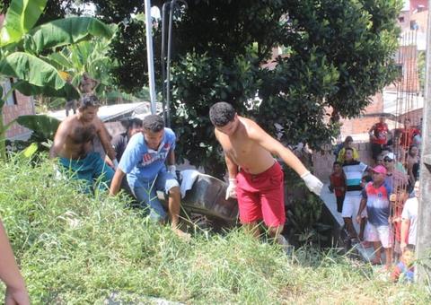 Em Manaus, corpo é encontrado amarrado com cabos horas depois de caso semelhante em igarapé