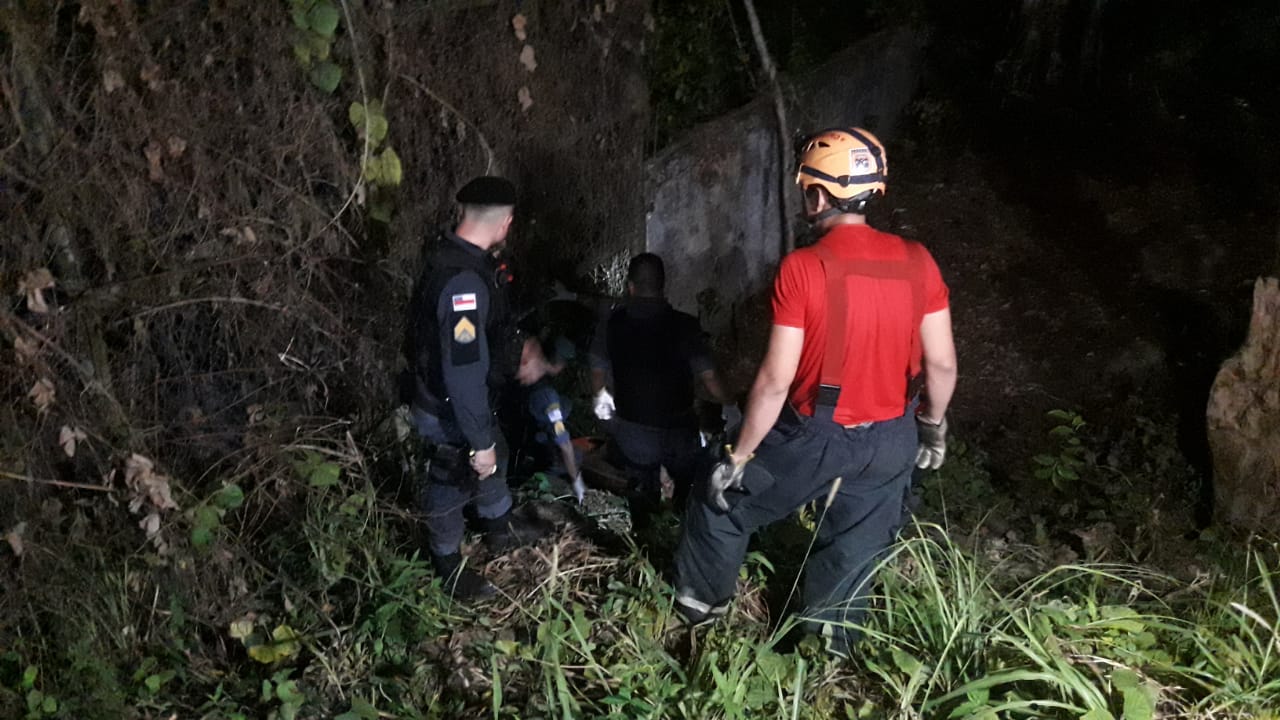 Mulher sai para ir à igreja, mas é sequestrada e decapitada em Manaus