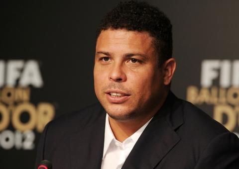 16 anos após polêmica, Ronaldo é condenado a indenizar jornalista em R$ 100 mil