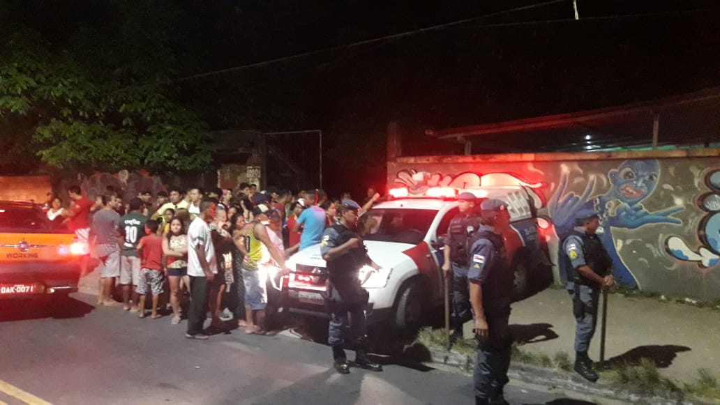 Jovem é executado com tiros na cabeça enquanto caminhava em Manaus