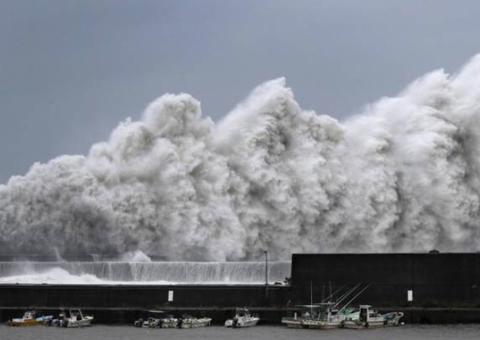 Mais de 600 voos são cancelados no Japão pela chegada do tufão Jebi