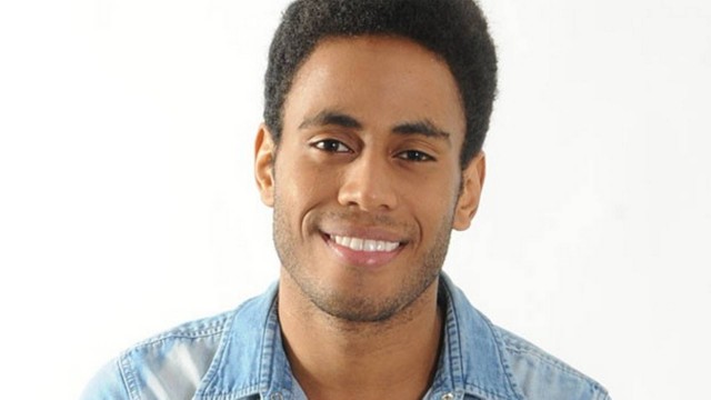 Ator Ícaro Silva fica ferido ao ser atingido por estilhaços de bala no Rio de Janeiro