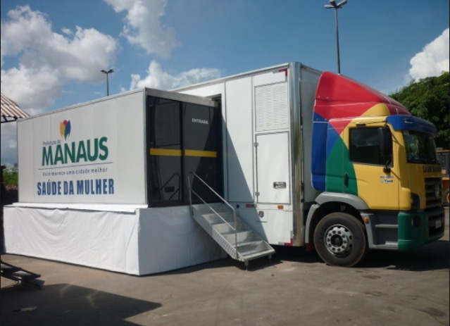 Dupla invade e rouba pacientes e funcionários da carreta da mulher em Manaus