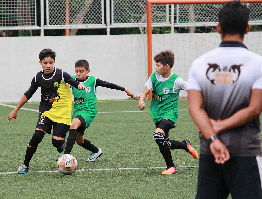 Com 'olheiro' do Santos, Copa Rei Pelé inicia competição em Manaus 