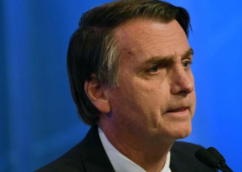 Em estado grave, Bolsonaro é transferido para hospital em São Paulo