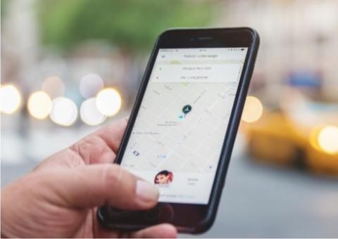 Motorista de aplicativo morre e militar fica ferido após supostamente desobedecerem traficantes