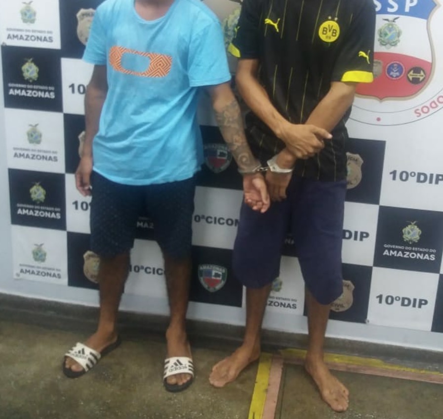 Após roubar carro para fazer arrastões, dupla é perseguida e presa em Manaus