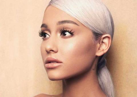 Ariana Grande faz post após morte de ex-namorado Mac Miller