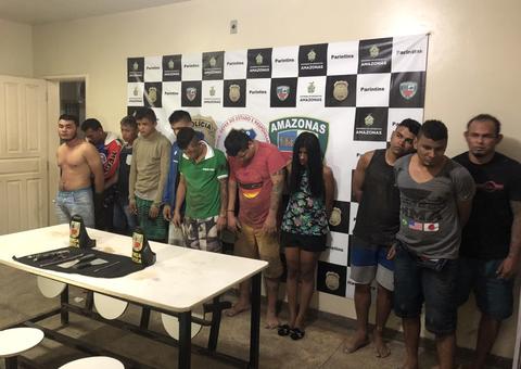 Após tentativa de fuga em massa, presos de Parintins são transferidos para Manaus