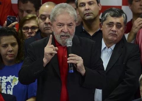 PT insiste e vai ao Supremo pedir mais tempo para substituir Lula nas eleições