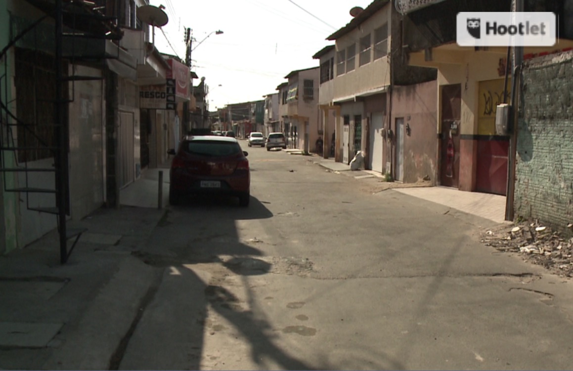 Segurança é executado e tiros atingem criança na calçada