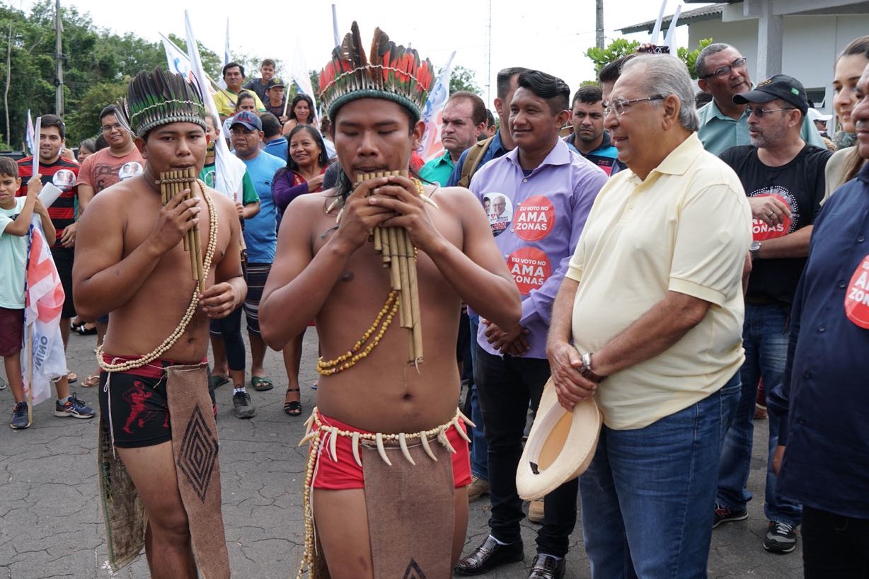 Amazonino Mendes anuncia que construirá maternidades em nove municípios 
