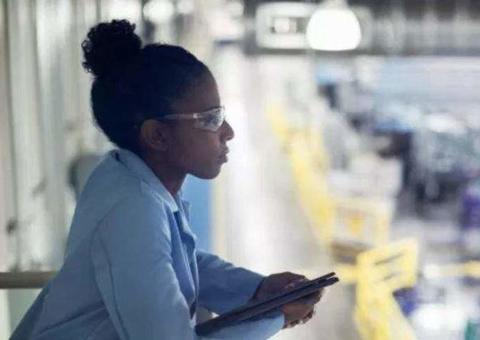 Programa abre inscrições para curso profissionalizante com bolsas de R$ 468