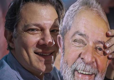 Em vídeo, Haddad diz que Lula ganharia e assume posto de candidato a presidente