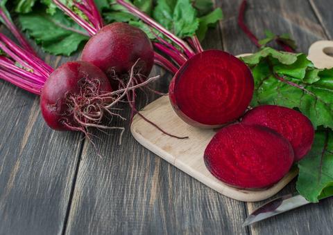  Sabia que a beterraba pode melhorar sua performance no treino? Saiba como