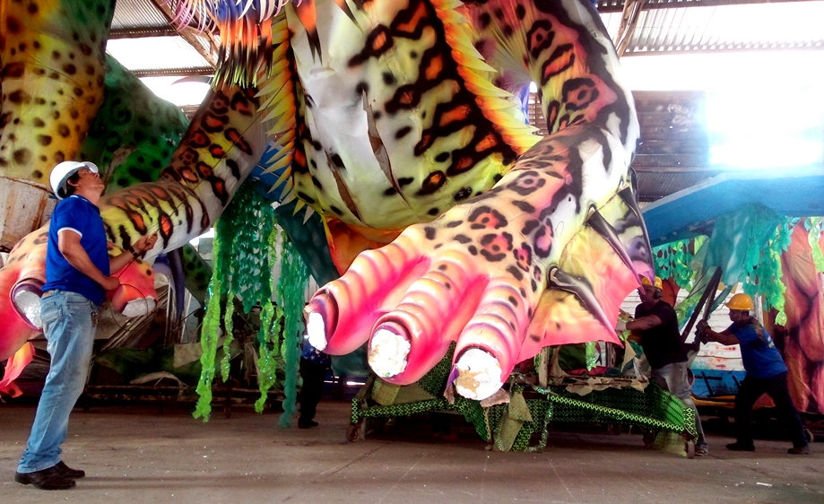 Juiz suspende temporariamente leilão do galpão do Boi Caprichoso