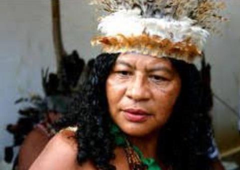 Cacique é baleada na cabeça enquanto voltava pra casa com neto