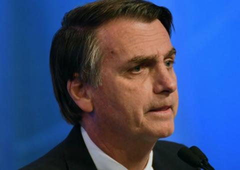 Bolsonaro reiniciará fisioterapia com caminhada e exercícios respiratórios, diz hospital