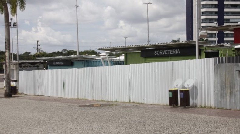 Prefeitura abre licitação para a utilização de nove quiosques na Ponta Negra