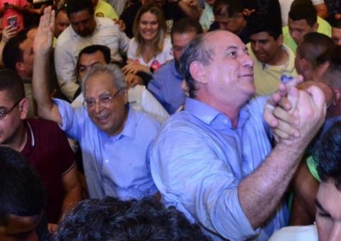 Ciro Gomes afirma que manterá garantias à Zona Franca e que vai concluir BR-319 com Amazonino 