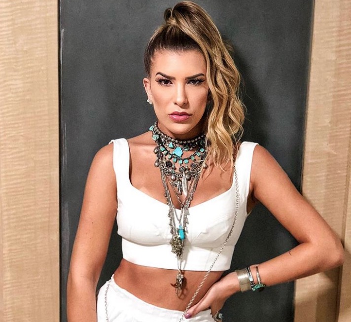 Ex de Leo Santana, Lorena Improta pode estar namorando engenheiro civil