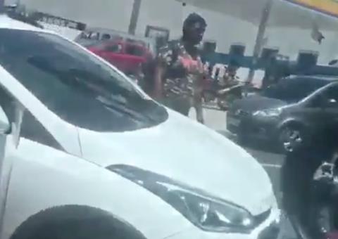  Carros se chocam em Manaus e acidente deixa 3 feridos com mulher retida às ferragens