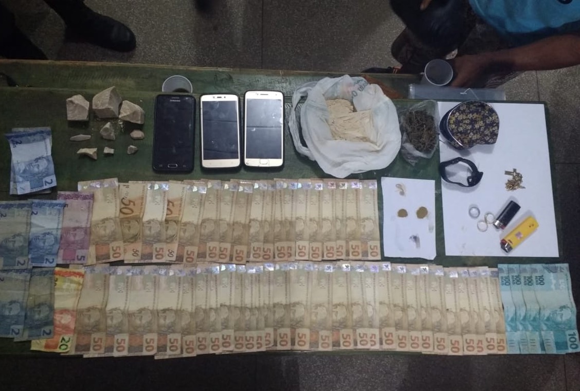 Casal de Manaus é preso após tentar fazer 'delivery'  de drogas no interior do AM