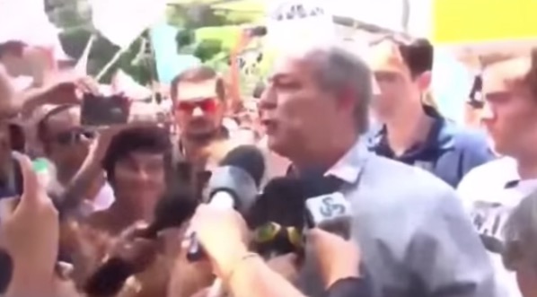 Ciro Gomes xinga repórter durante ato em Boa Vista; assista