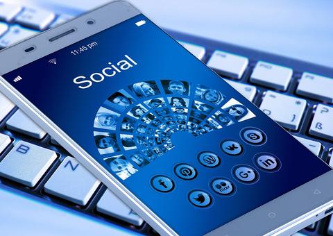 Neurocientista explica por que as pessoas nunca mudam de opinião nas redes sociais  