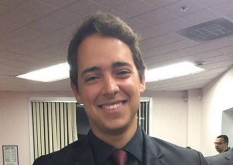 Pai faz despedida emocionante para brasileiro morto por ataque de tubarão nos EUA