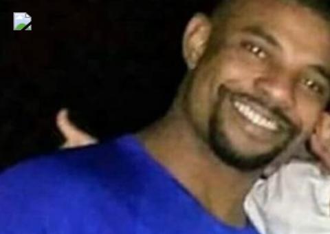 Família acusa polícia de confundir guarda-chuva com fuzil e matar morador de favela