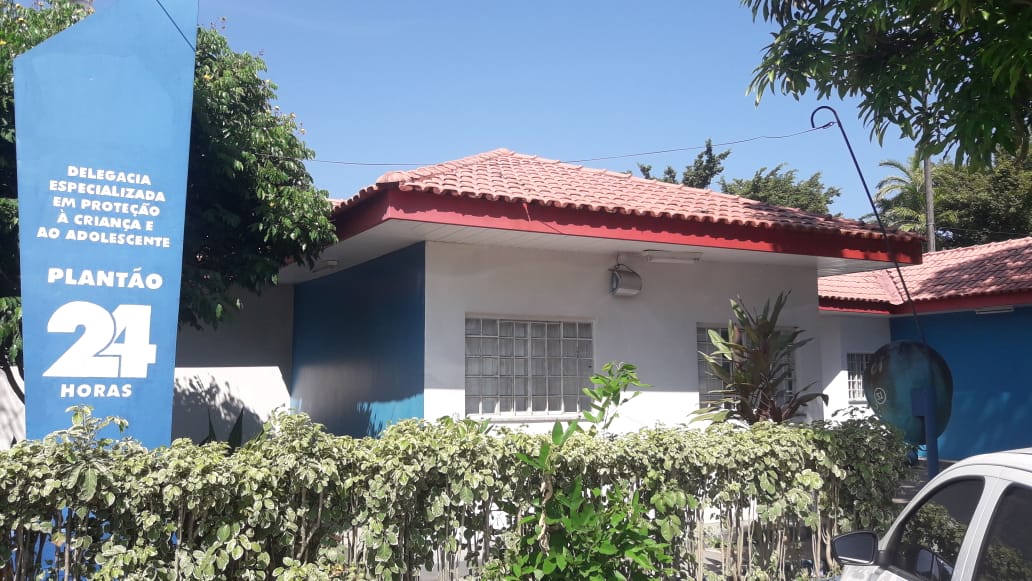 Empresário e novinha são presos por suspeita de participar de esquema de prostituição infantil