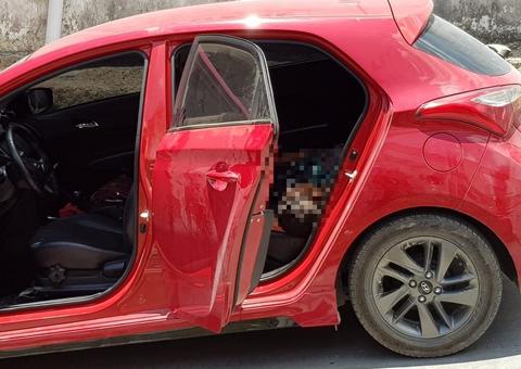 Motorista de aplicativo é encontrado morto com 7 facadas dentro de carro em Manaus
