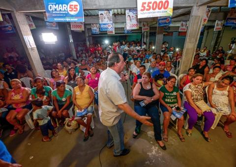 Omar Aziz se reúne com moradores dos bairros Coroado, Riacho Doce e Redenção