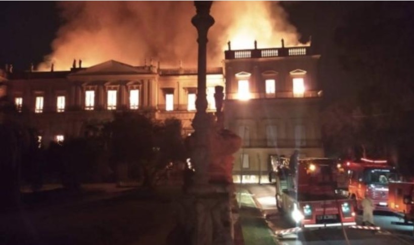 Unesco propõe reconstrução em 3D de peças queimadas no Museu Nacional